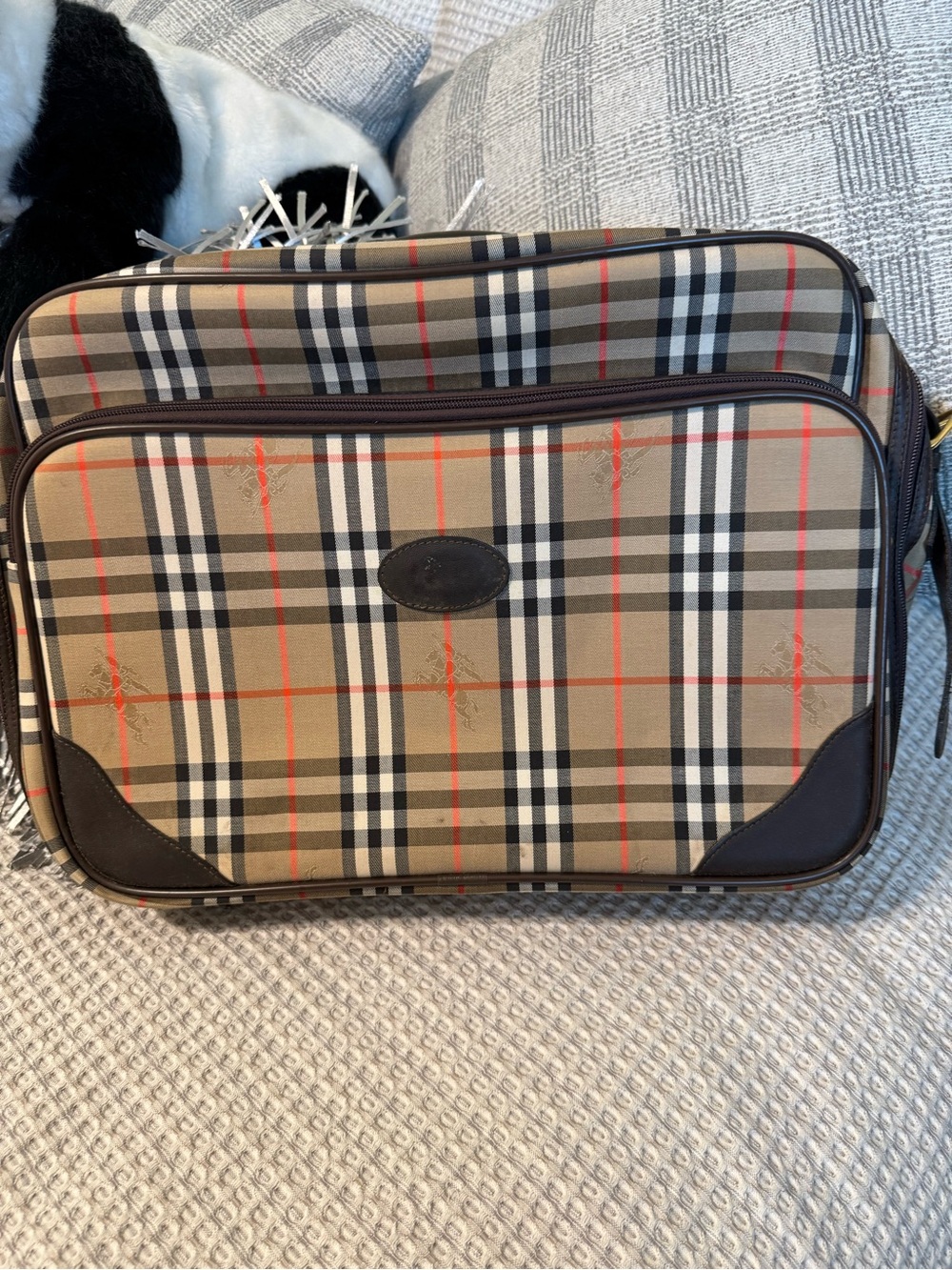 Burberry Novacheck  Men’s Travel Bag in Beige Plaid